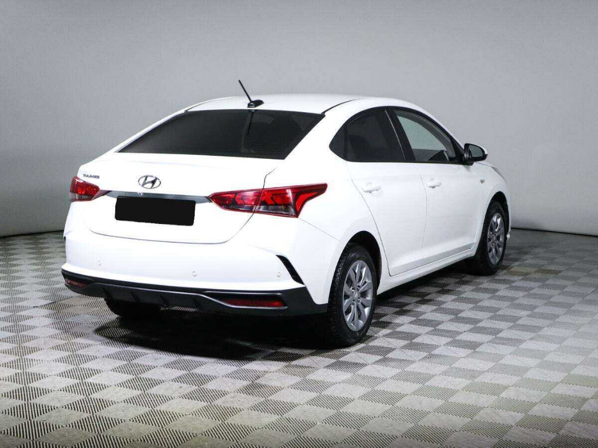 Купить Hyundai Solaris с пробегом. Фото: #3