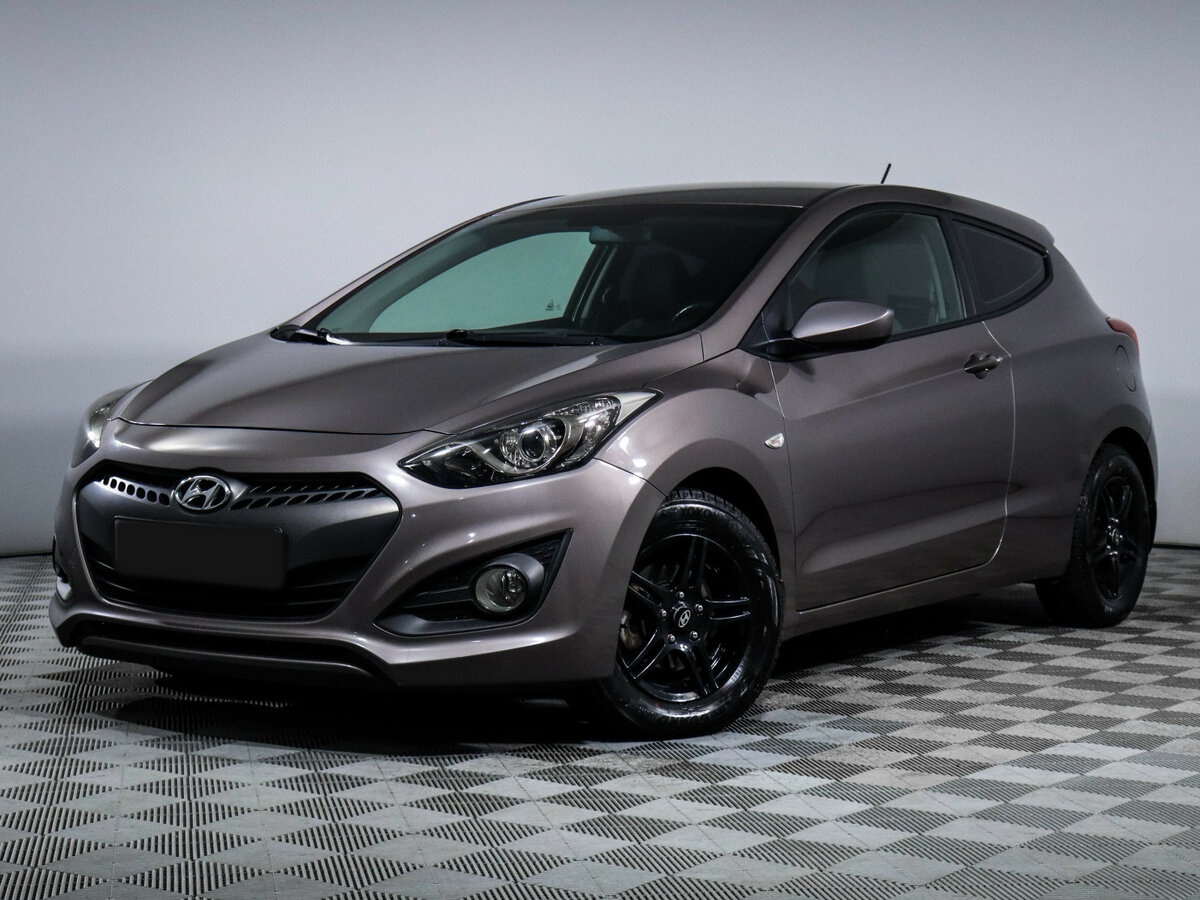 Купить Hyundai i30 с пробегом. Посмотреть фото