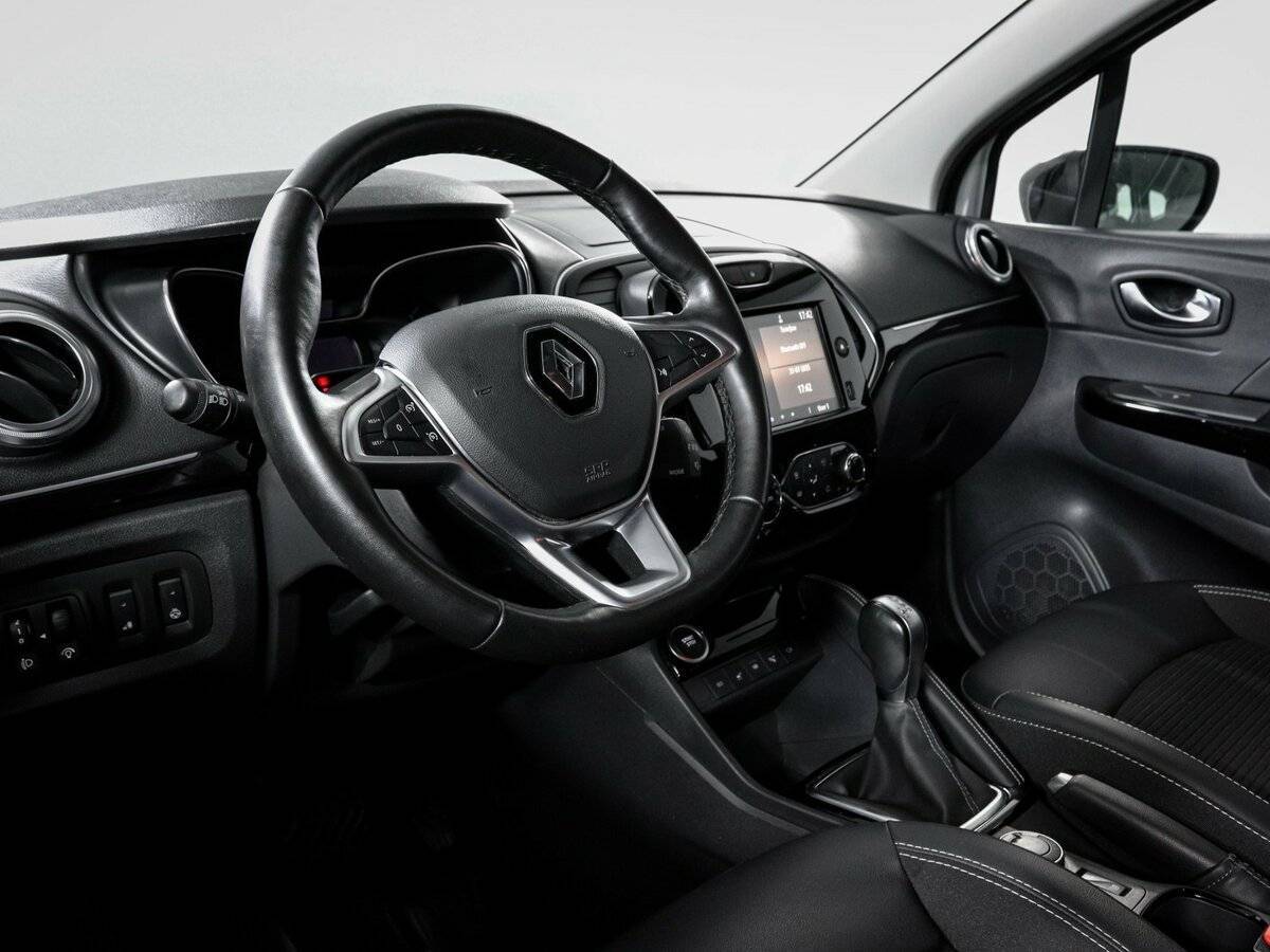 Купить Renault Kaptur с пробегом. Фото: #11