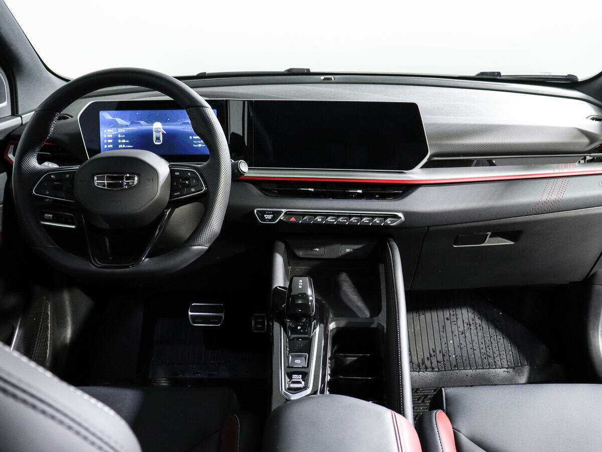 Купить Geely Coolray с пробегом. Фото: #11