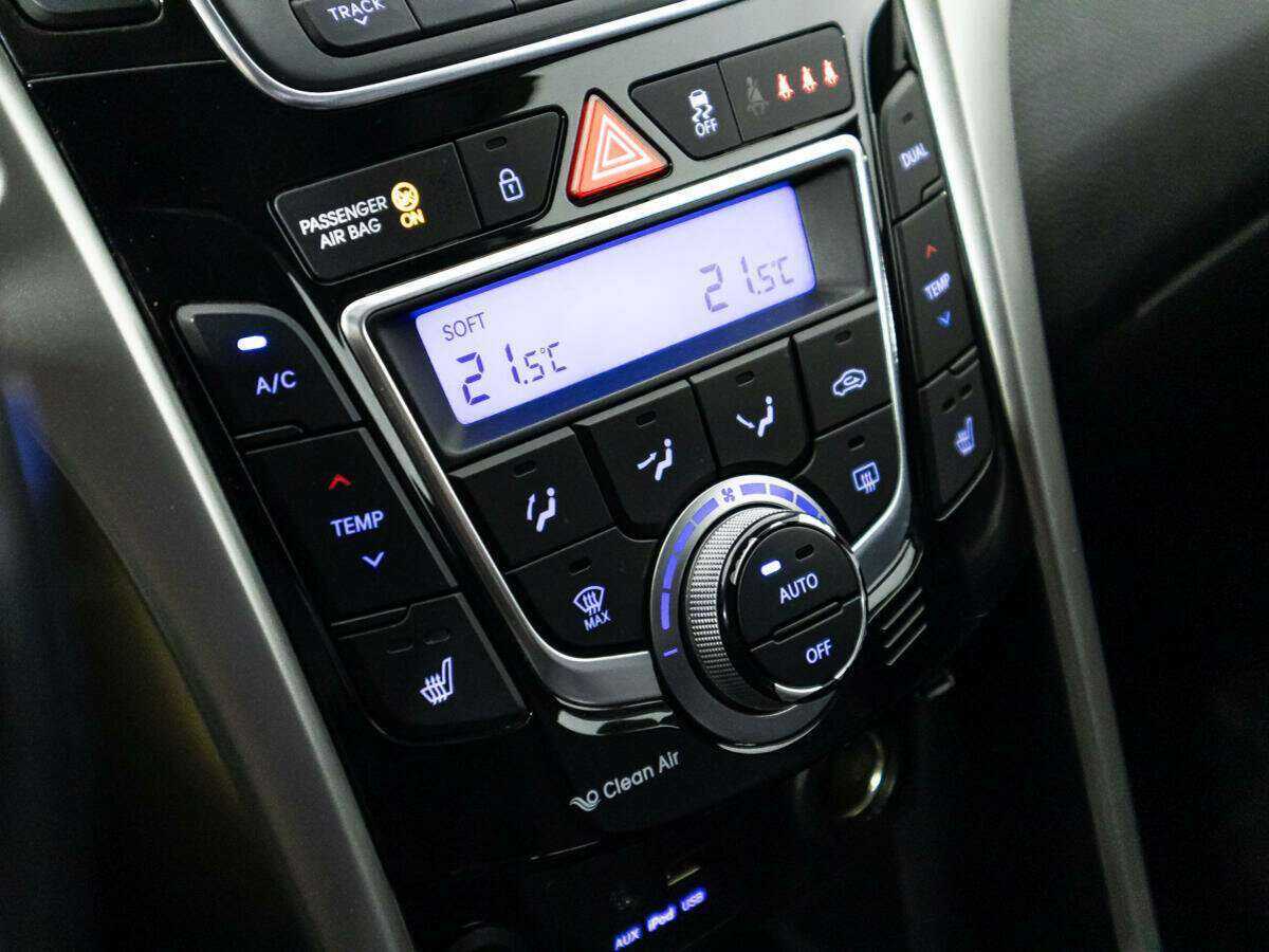 Купить Hyundai i30 с пробегом. Фото: #14