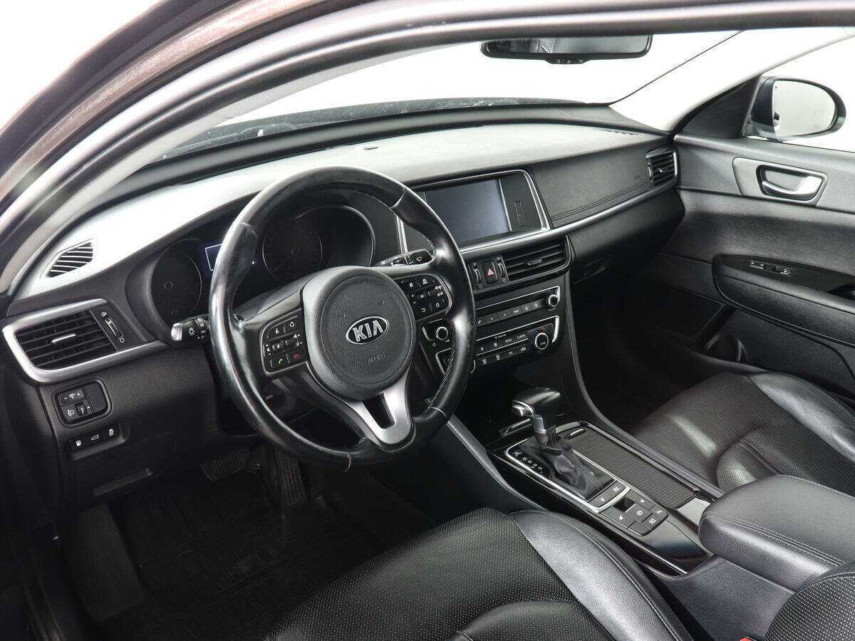 Купить Kia Optima с пробегом. Фото: #8
