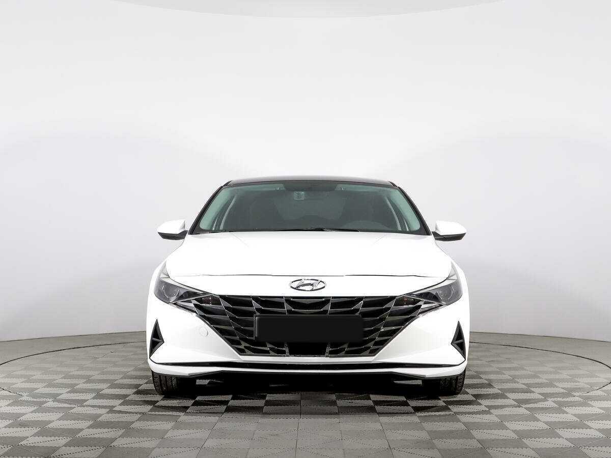Купить Hyundai Elantra с пробегом. Фото: #1