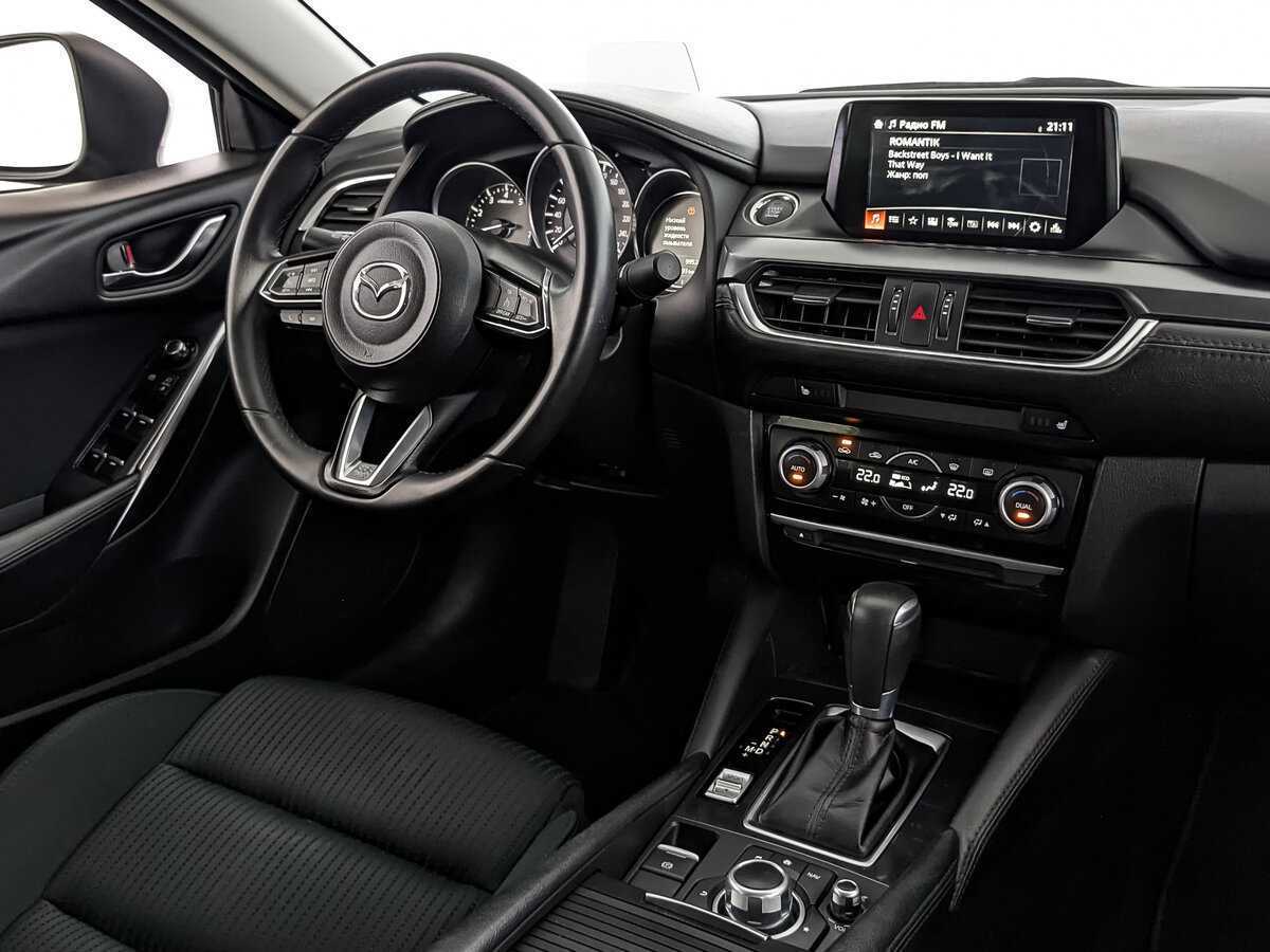 Купить Mazda 6 с пробегом. Фото: #22