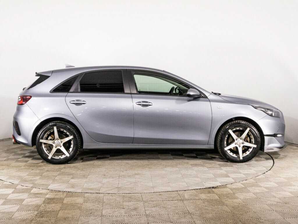 Купить Kia Ceed с пробегом. Фото: #3