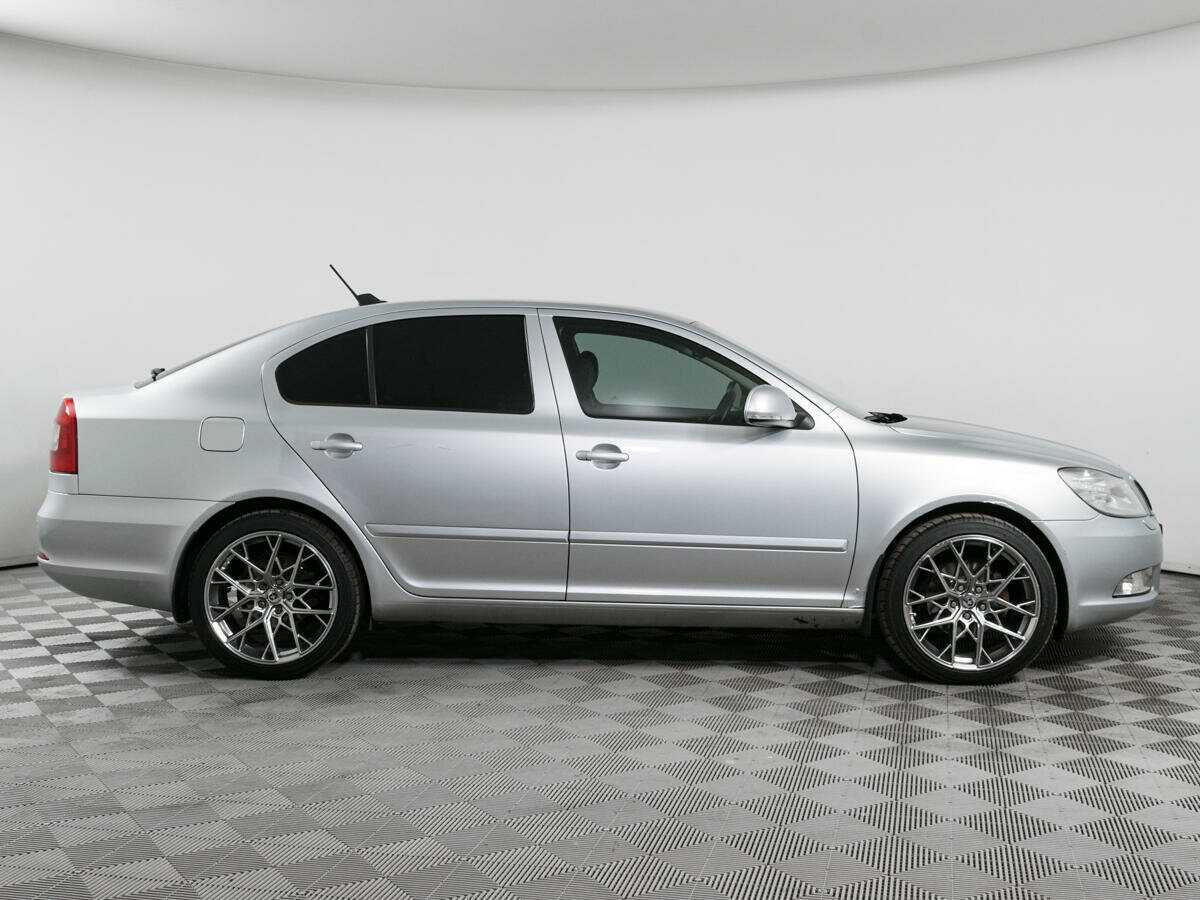 Купить Skoda Octavia с пробегом. Фото: #3