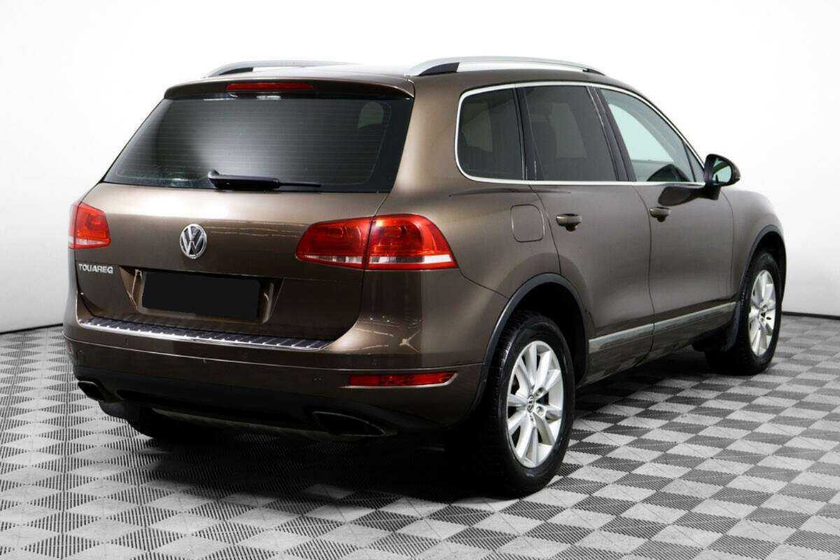 Купить Volkswagen Touareg с пробегом. Фото: #4