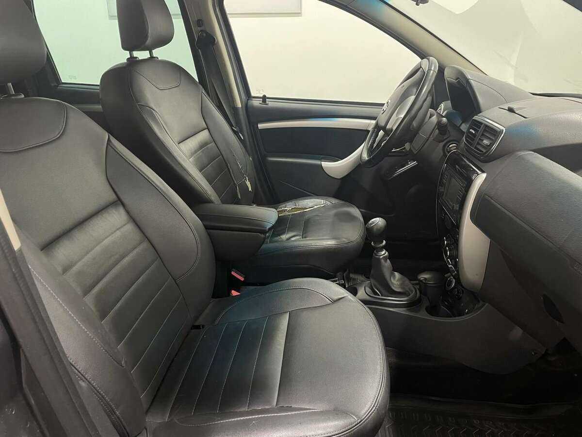 Купить Nissan Terrano с пробегом. Фото: #7