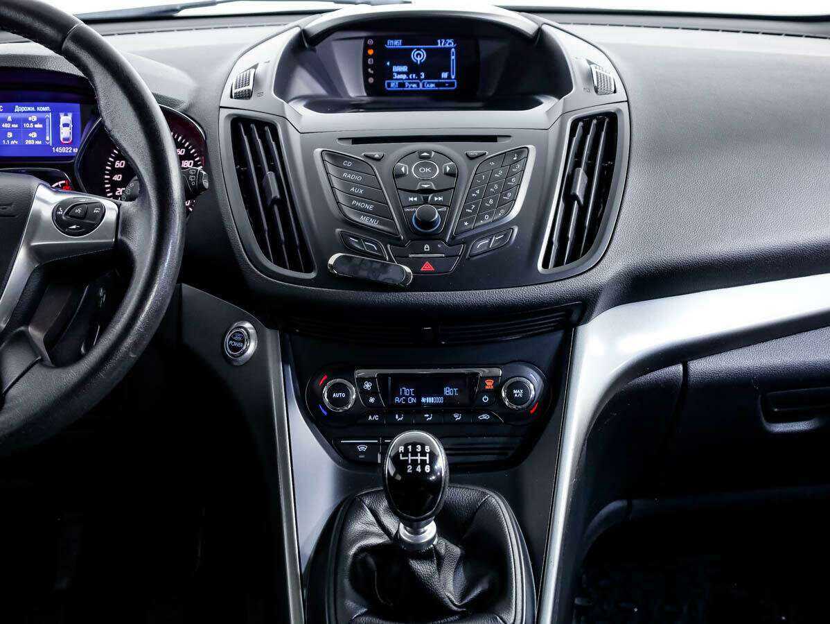 Купить Ford Kuga с пробегом. Фото: #16