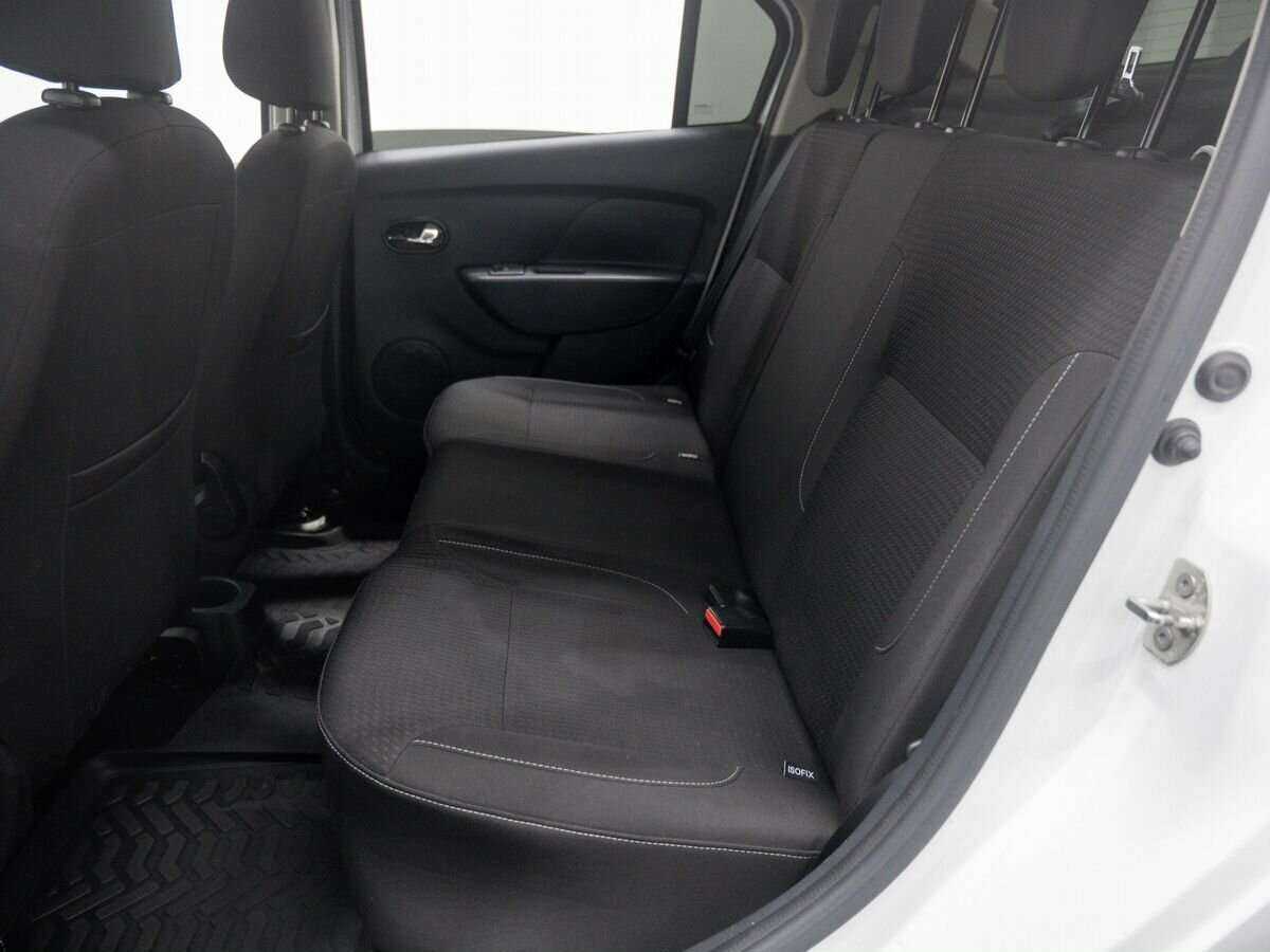 Купить Renault Logan с пробегом. Фото: #9