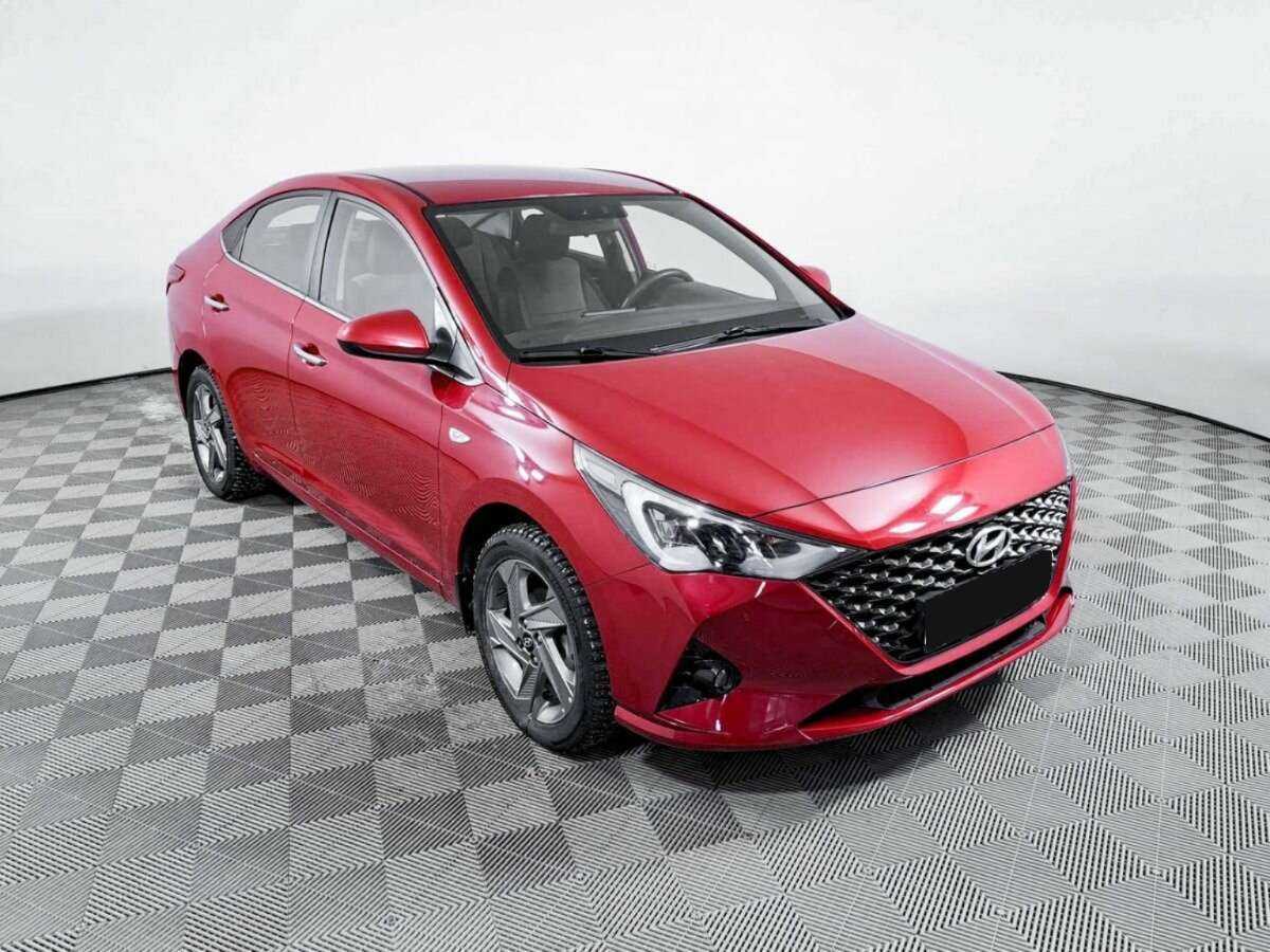 Купить Hyundai Solaris с пробегом. Фото: #2