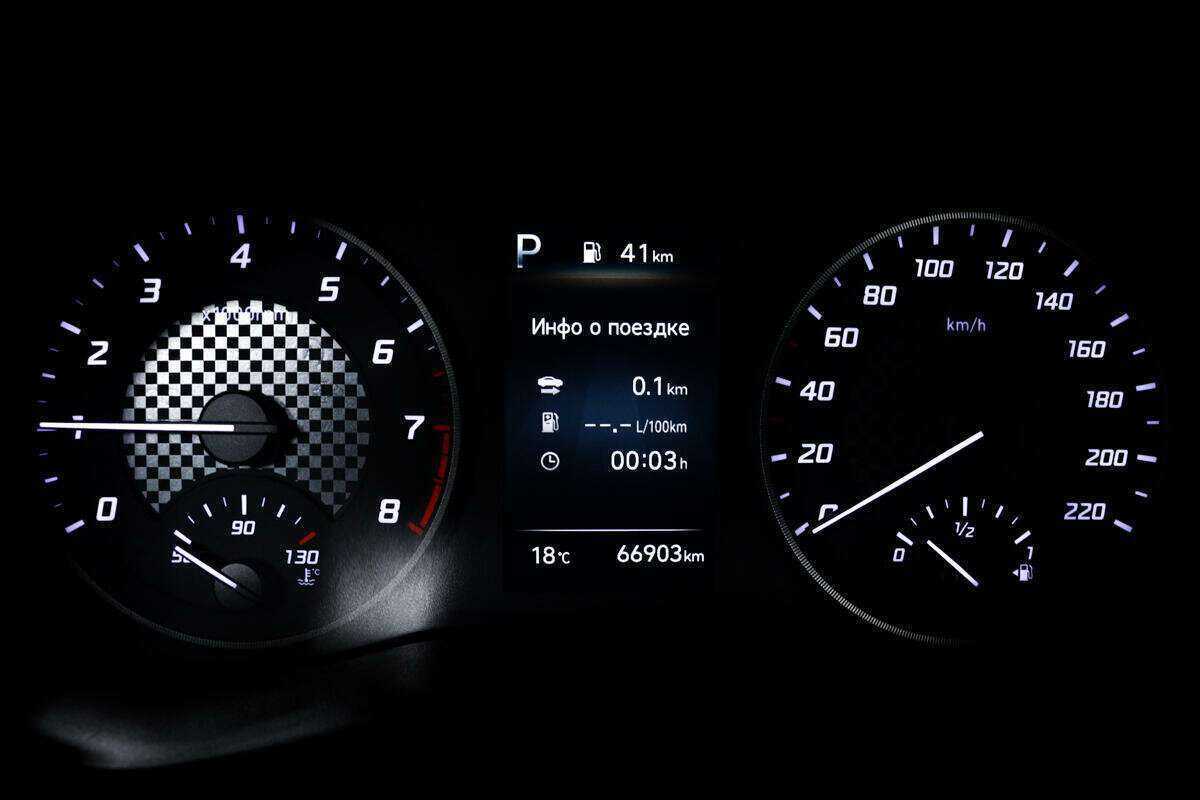 Купить Hyundai Solaris с пробегом. Фото: #9