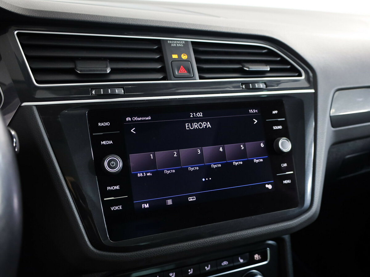 Купить Volkswagen Tiguan с пробегом. Фото: #12