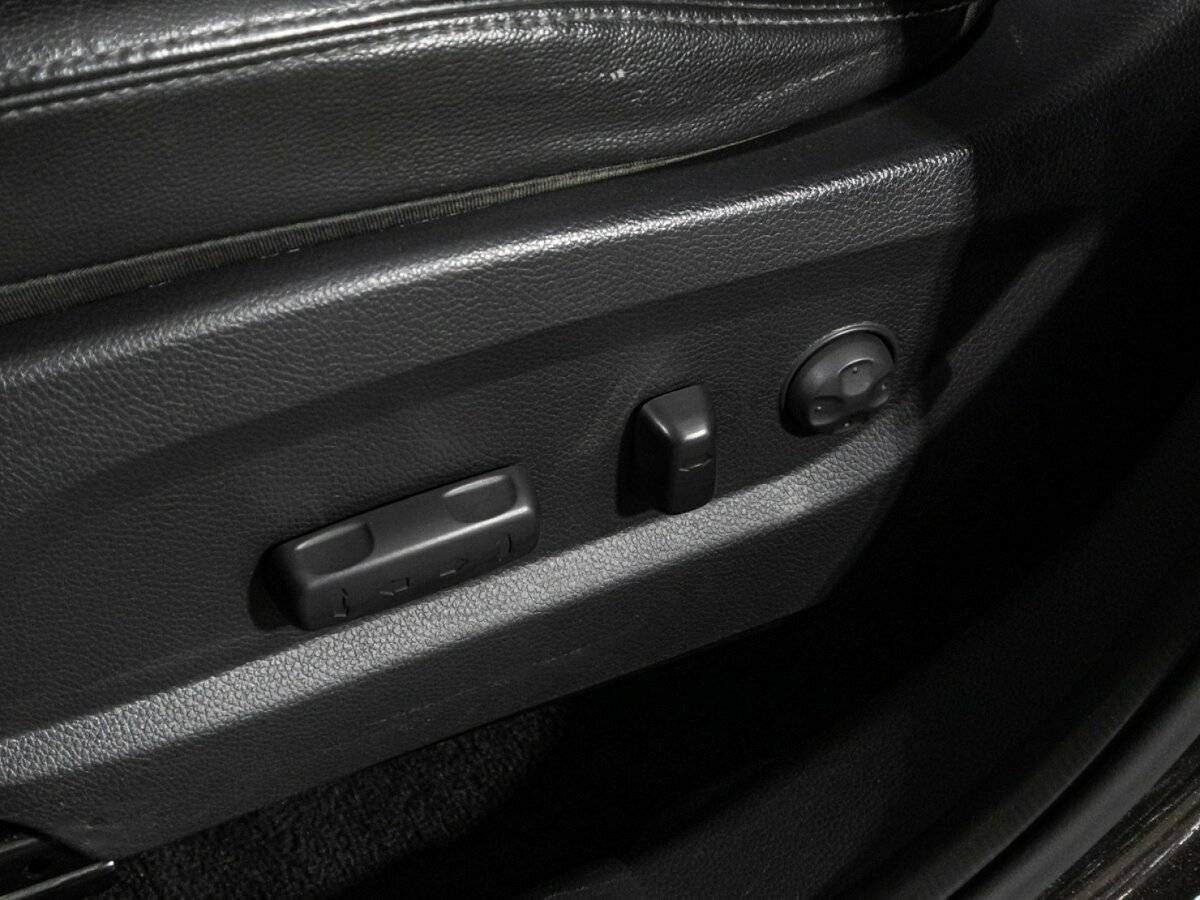Купить Hyundai Santa Fe с пробегом. Фото: #13