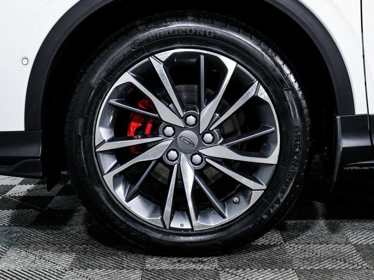 Купить Geely Coolray с пробегом. Фото: #14