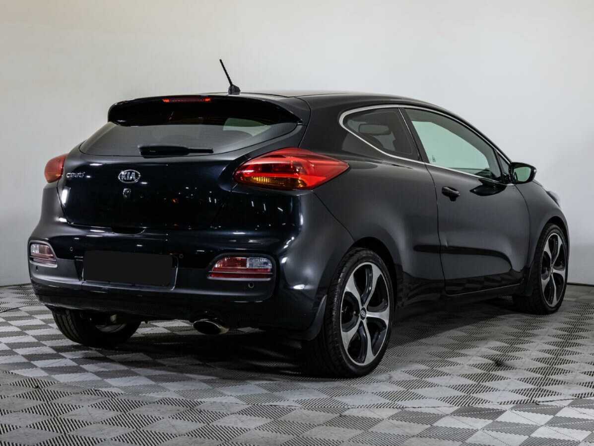 Купить Kia Ceed с пробегом. Фото: #3