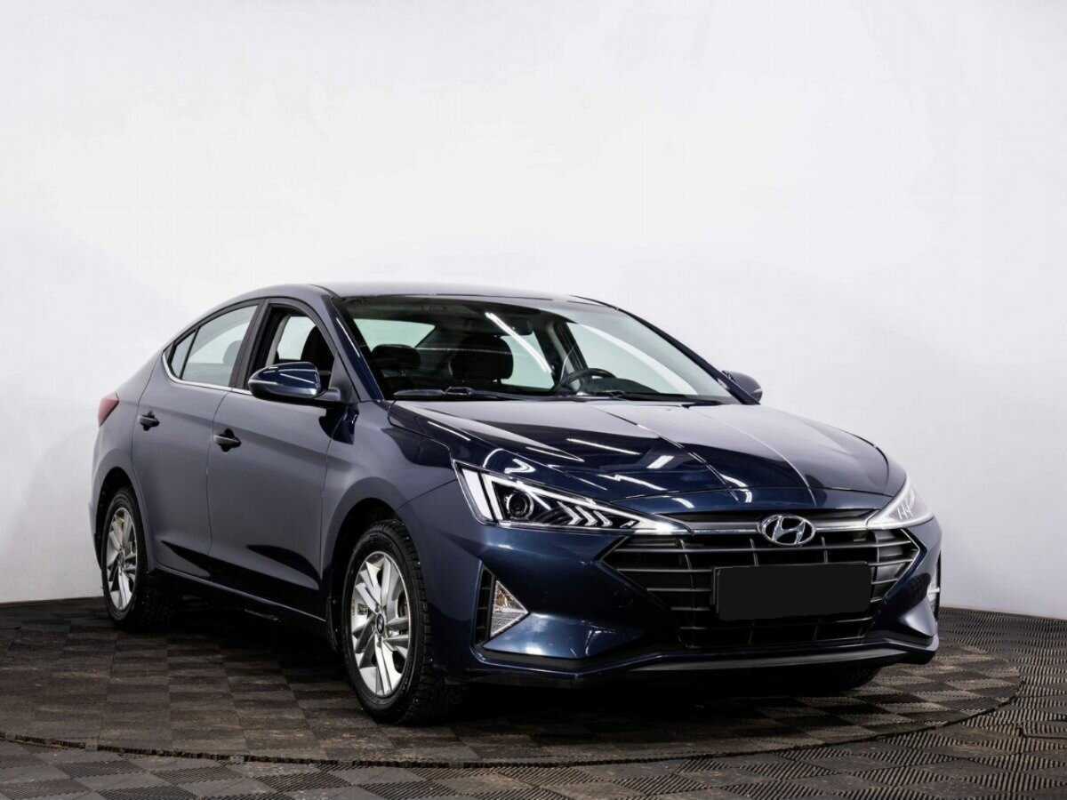 Купить Hyundai Elantra с пробегом. Фото: #2