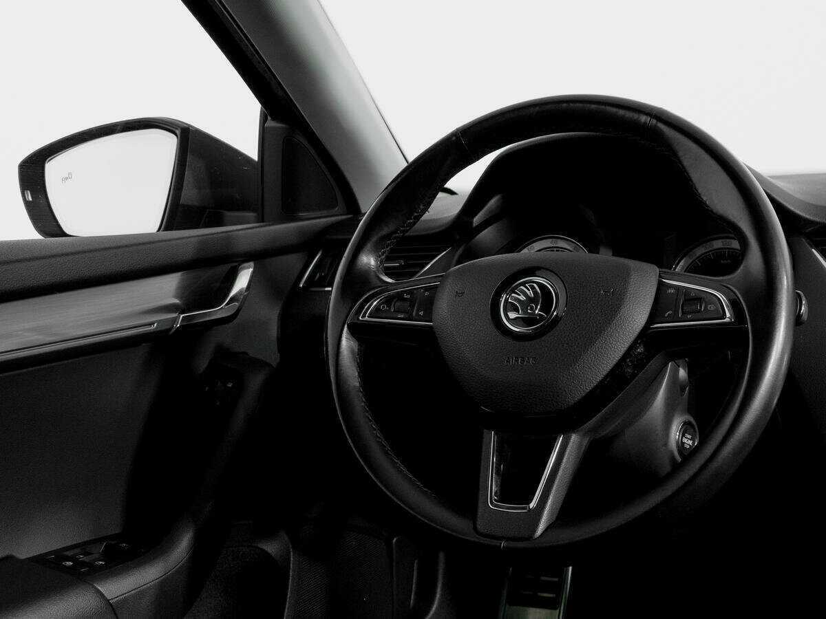 Купить Skoda Octavia с пробегом. Фото: #14