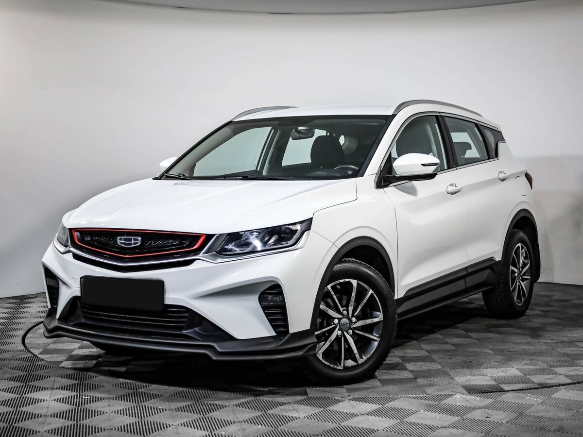 Купить Geely Coolray с пробегом. Посмотреть фото