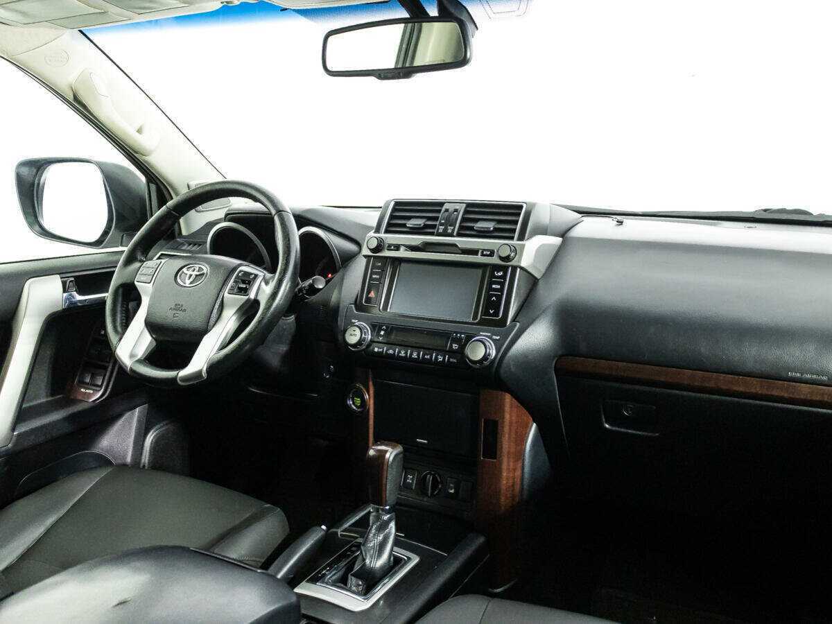 Купить Toyota Land Cruiser Prado с пробегом. Фото: #7
