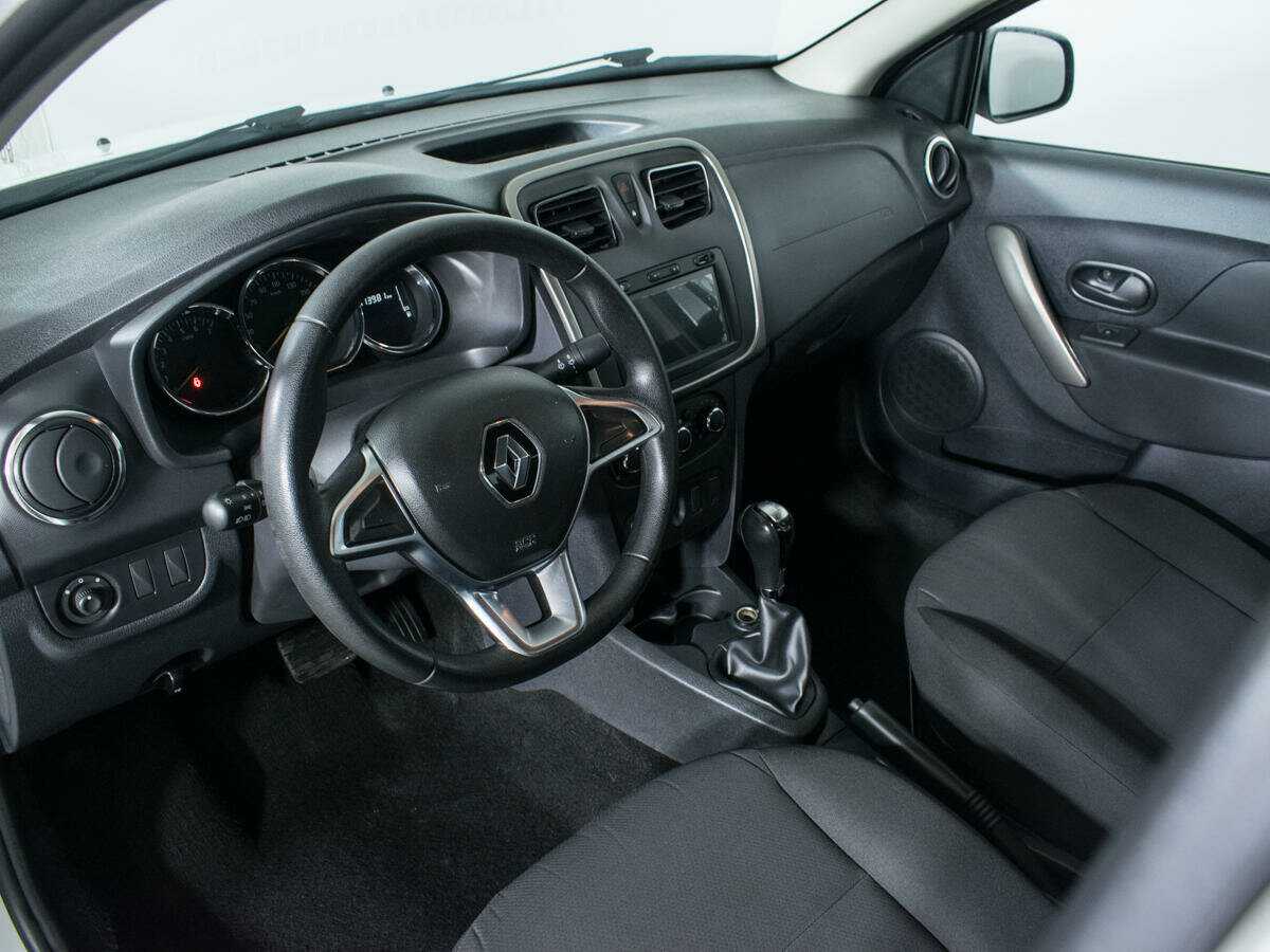Купить Renault Logan с пробегом. Фото: #12