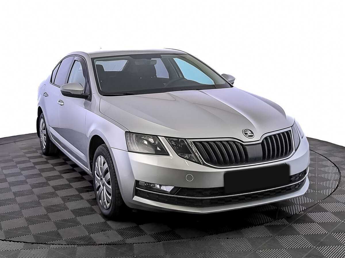 Купить Skoda Octavia с пробегом. Фото: #2