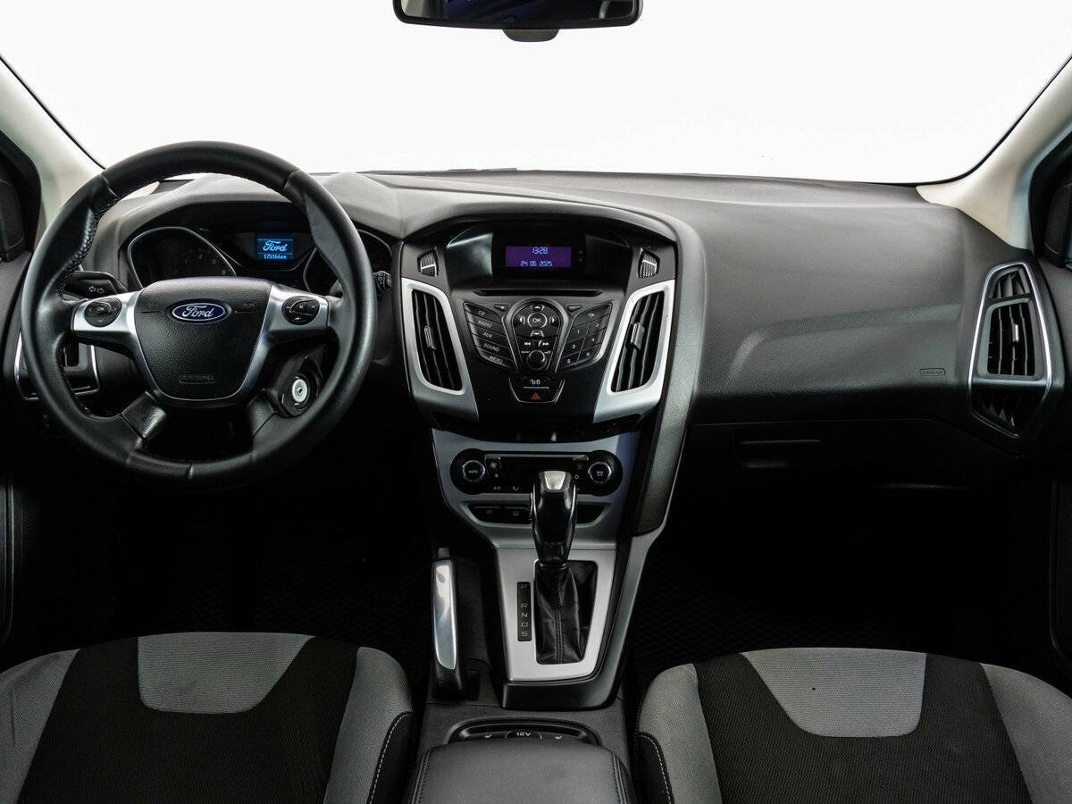 Купить Ford Focus с пробегом. Фото: #7