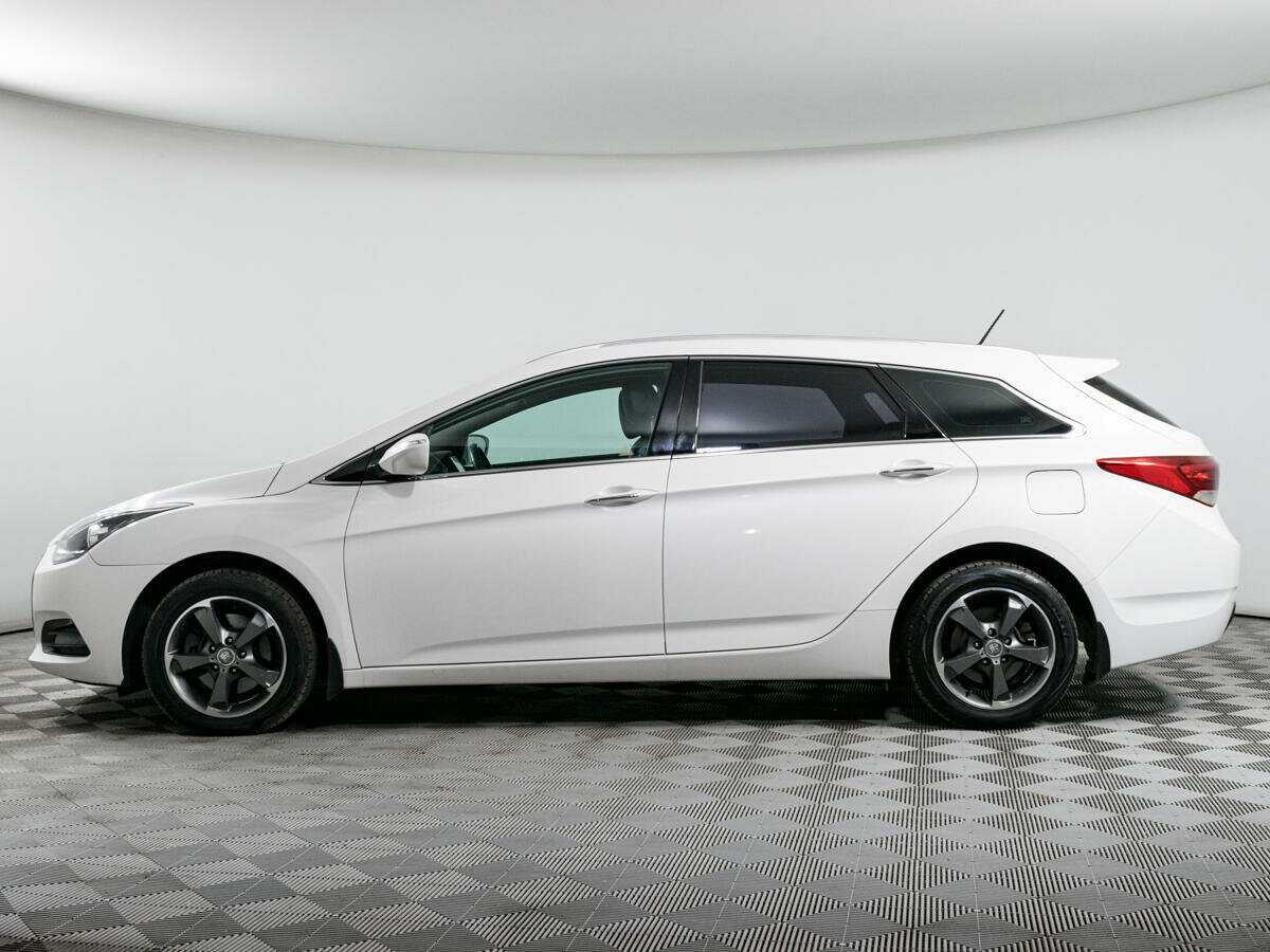Купить Hyundai i40 с пробегом. Фото: #7