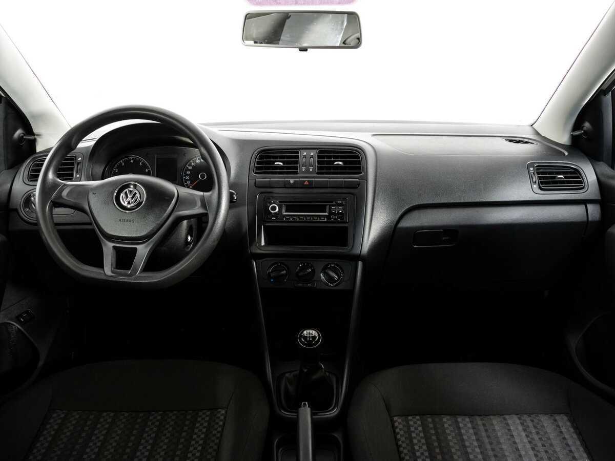 Купить Volkswagen Polo с пробегом. Фото: #7