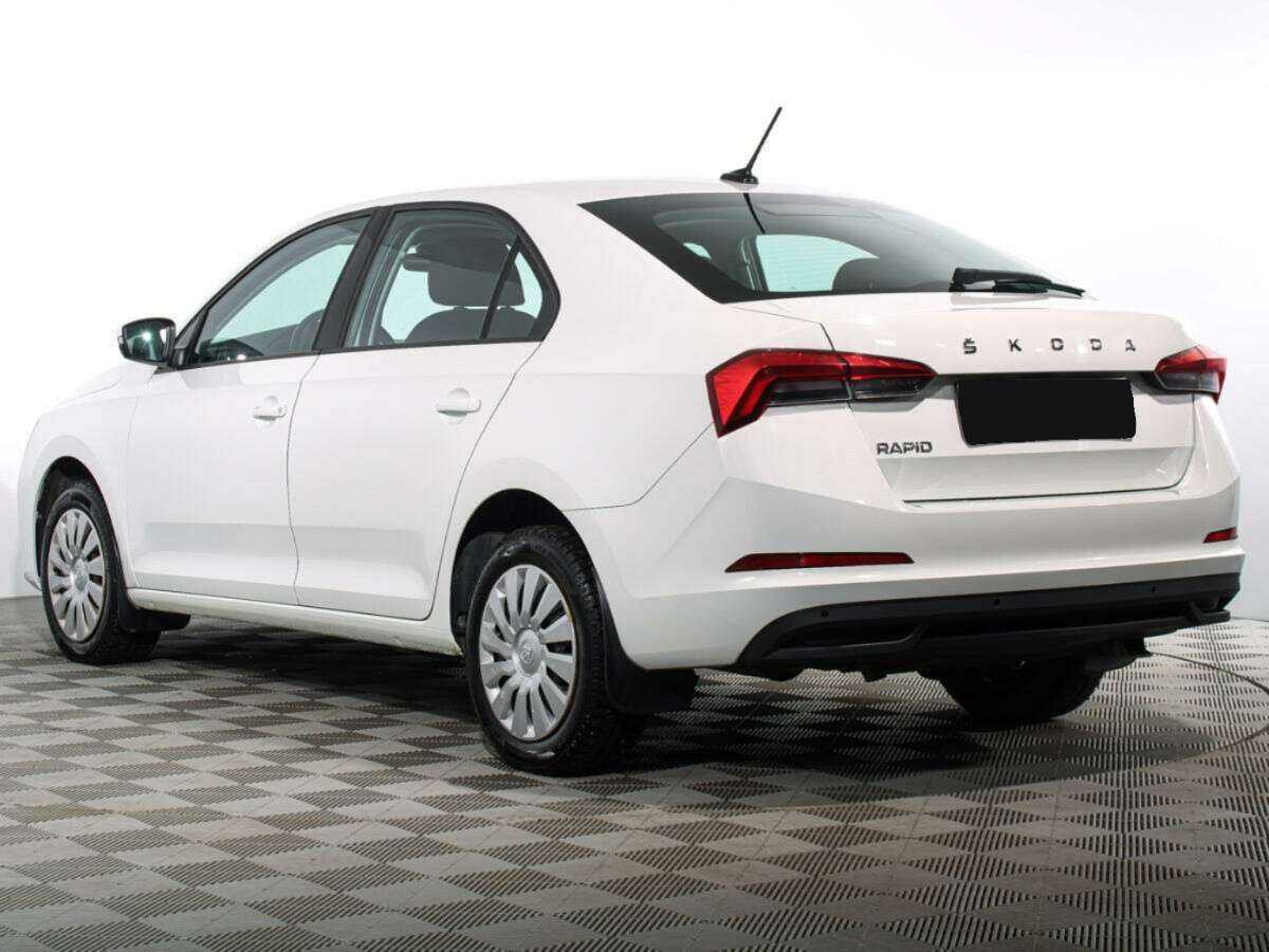 Купить Skoda Rapid с пробегом. Фото: #3