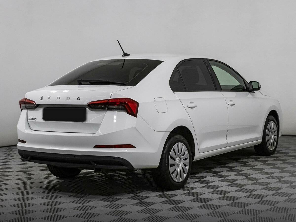 Купить Skoda Rapid с пробегом. Фото: #3