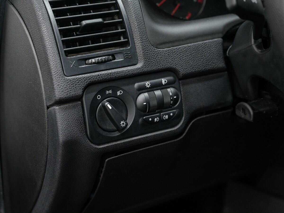 Купить УАЗ Patriot с пробегом. Фото: #16