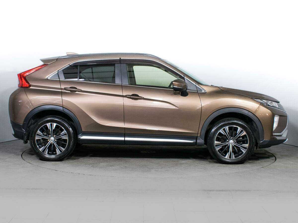 Купить Mitsubishi Eclipse Cross с пробегом. Фото: #3
