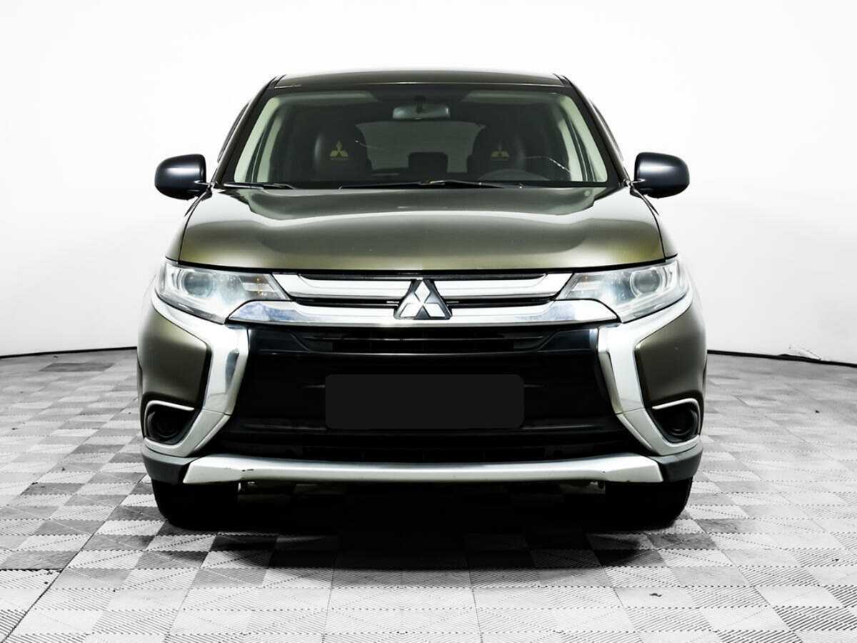 Купить Mitsubishi Outlander с пробегом. Фото: #1