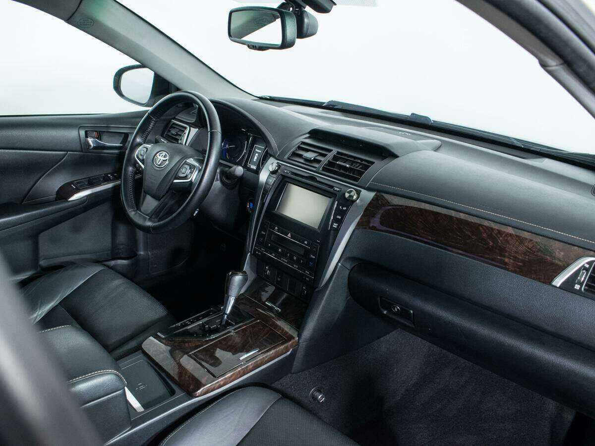 Купить Toyota Camry с пробегом. Фото: #8