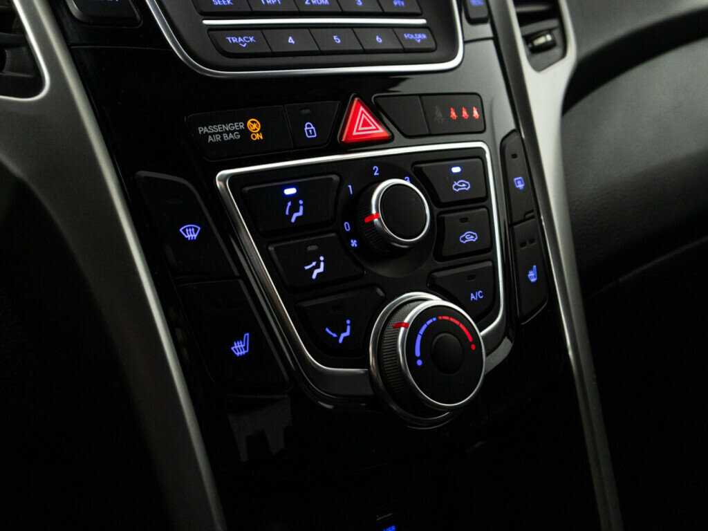 Купить Hyundai i30 с пробегом. Фото: #14