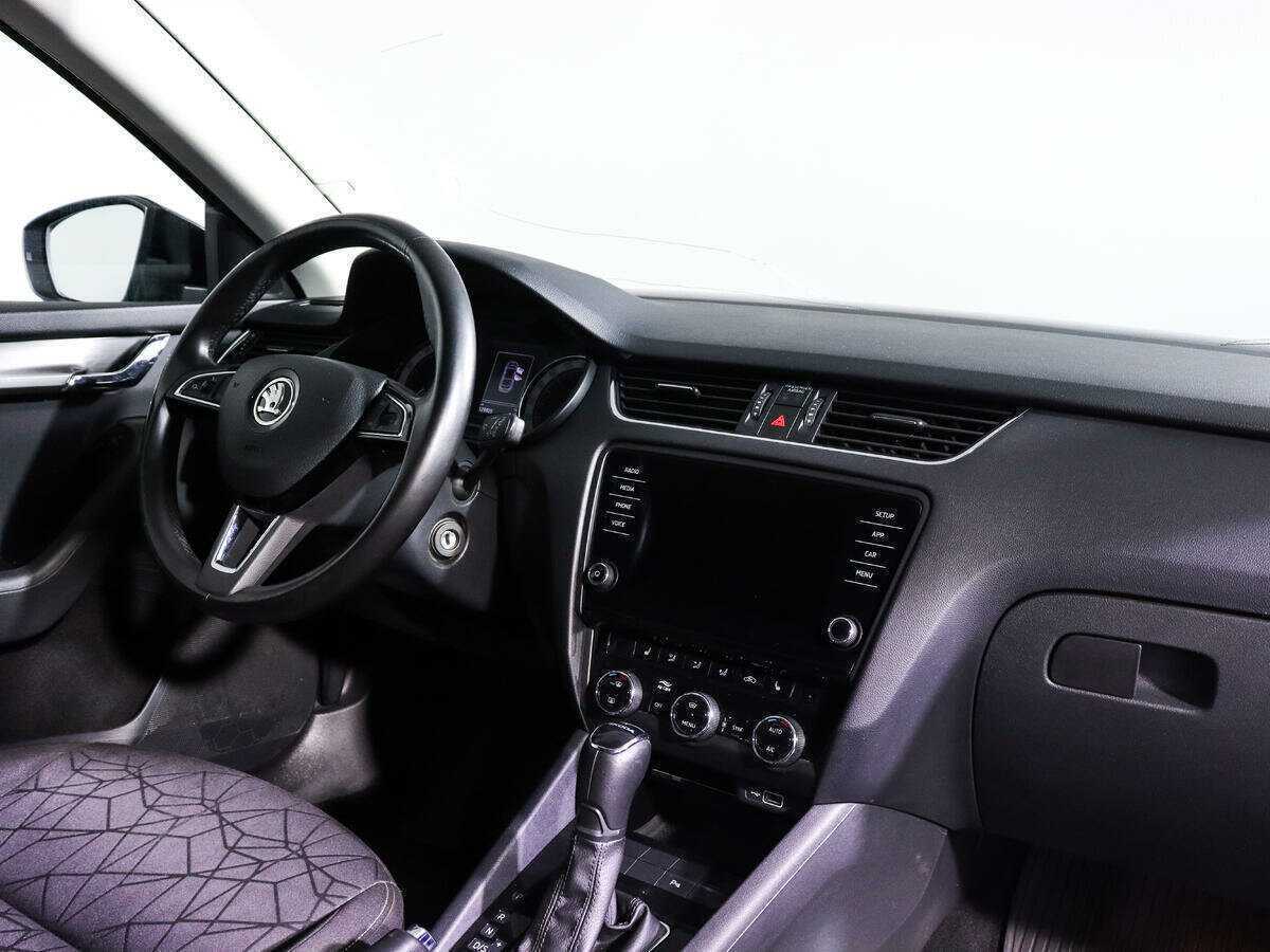 Купить Skoda Octavia с пробегом. Фото: #8
