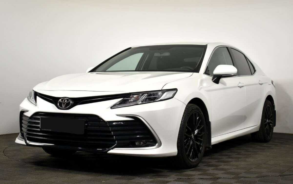 Купить Toyota Camry с пробегом. Посмотреть фото
