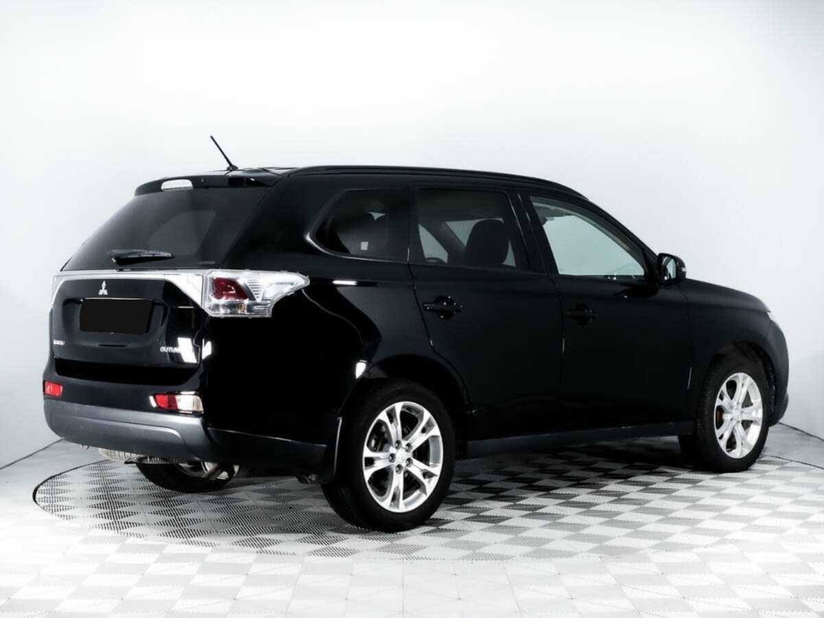 Купить Mitsubishi Outlander с пробегом. Фото: #4