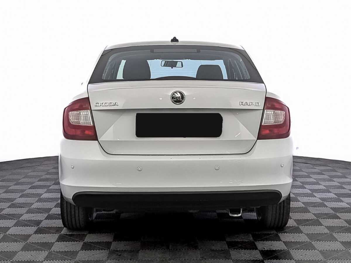Купить Skoda Rapid с пробегом. Фото: #5