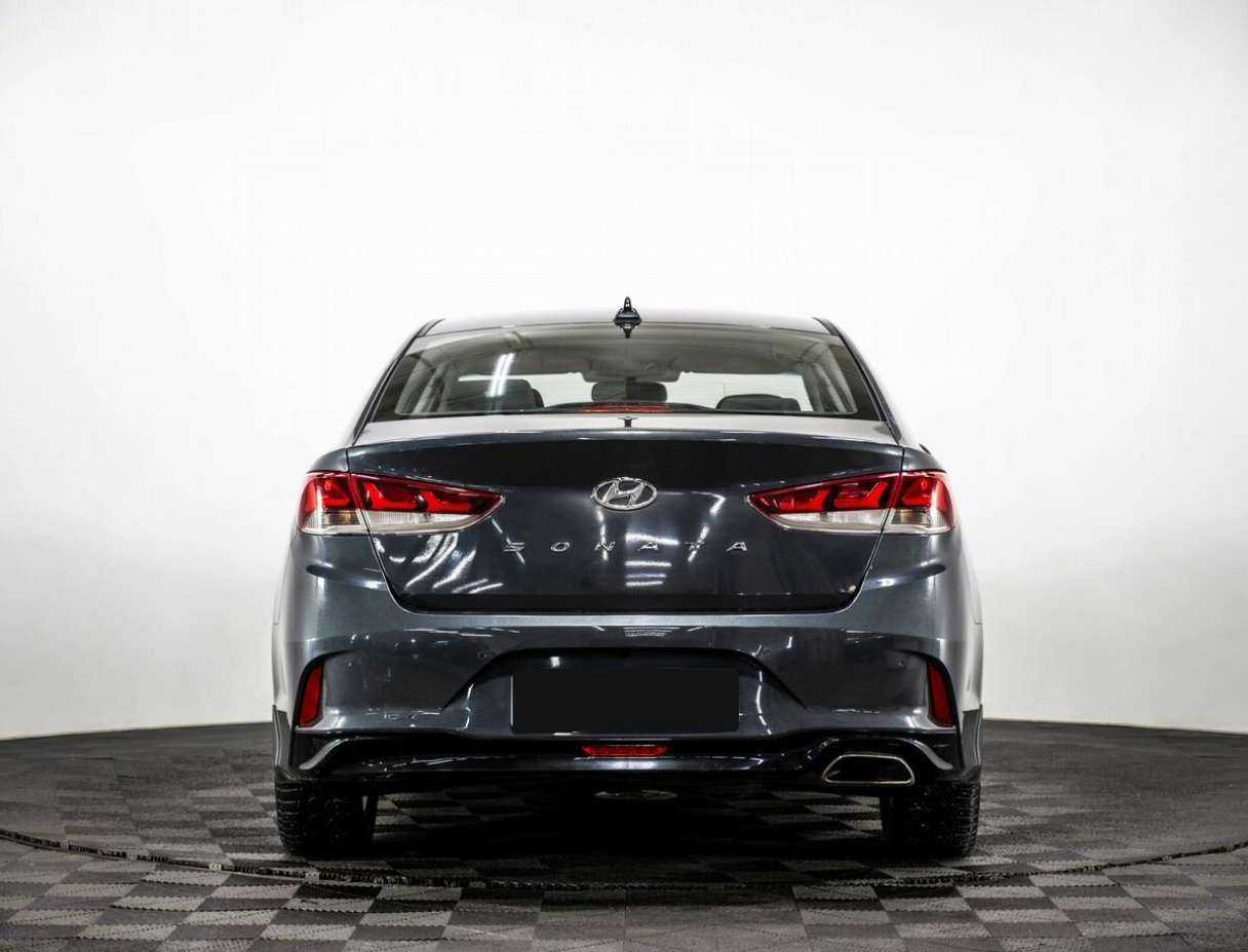 Купить Hyundai Sonata с пробегом. Фото: #4