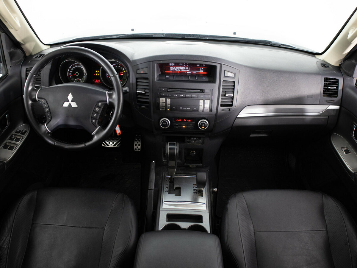 Купить Mitsubishi Pajero с пробегом. Фото: #6