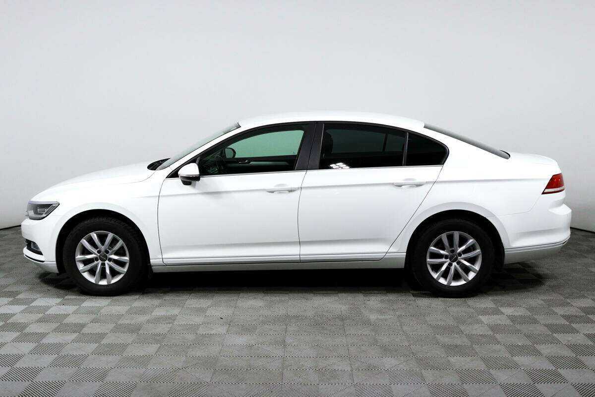 Купить Volkswagen Passat с пробегом. Фото: #7