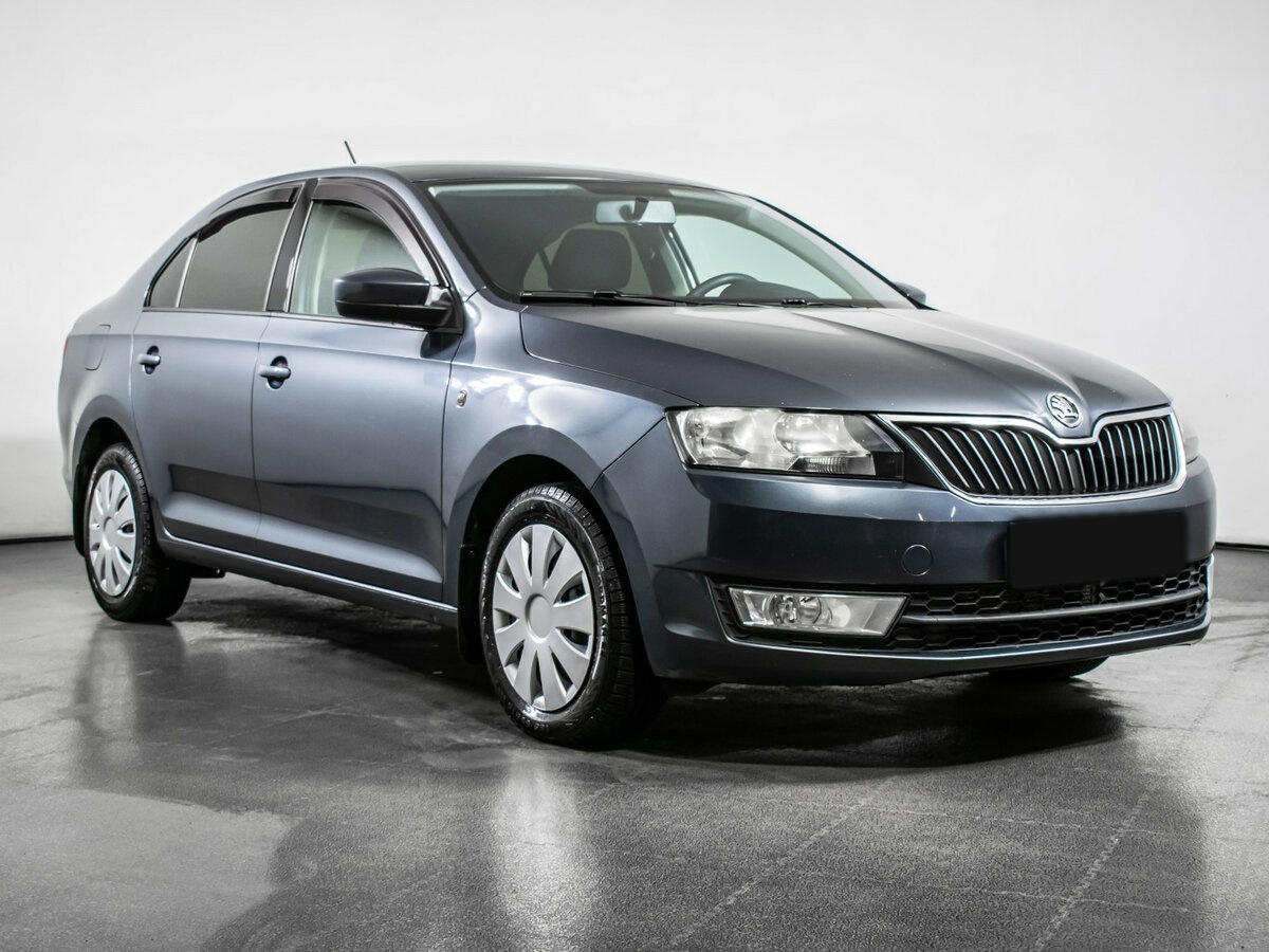 Купить Skoda Rapid с пробегом. Фото: #2