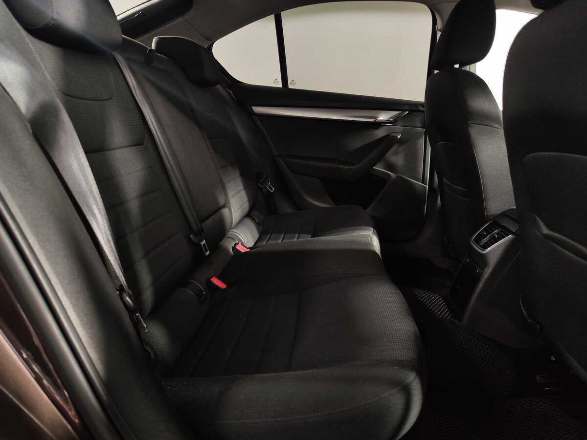 Купить Skoda Octavia с пробегом. Фото: #14
