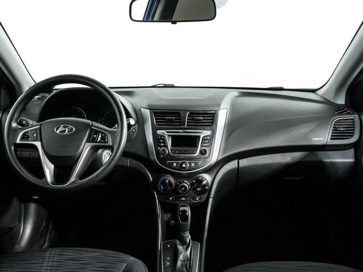 Купить Hyundai Solaris с пробегом. Фото: #12