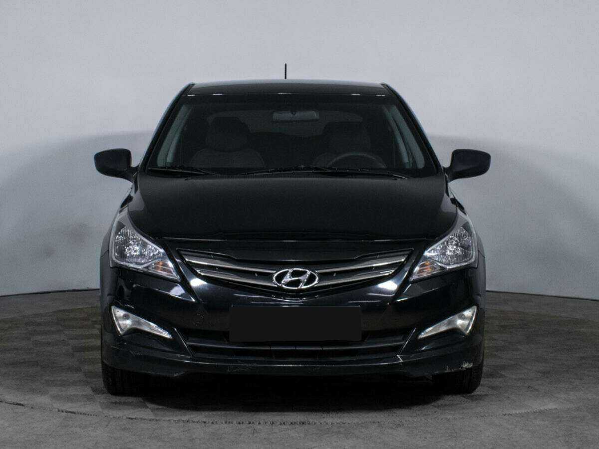 Купить Hyundai Solaris с пробегом. Фото: #1