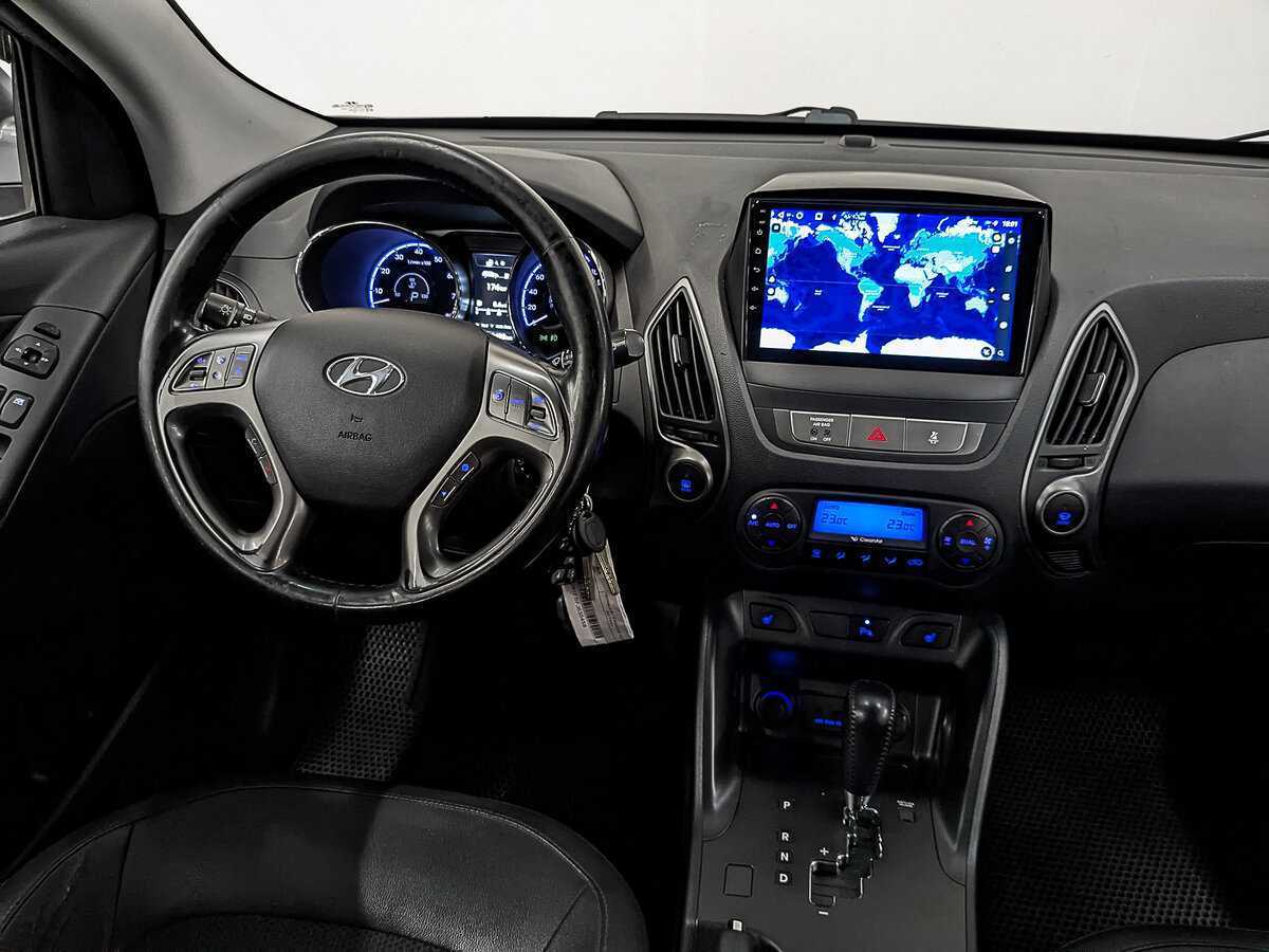 Купить Hyundai ix35 с пробегом. Фото: #28