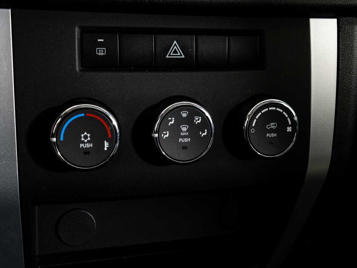 Купить УАЗ Patriot с пробегом. Фото: #12