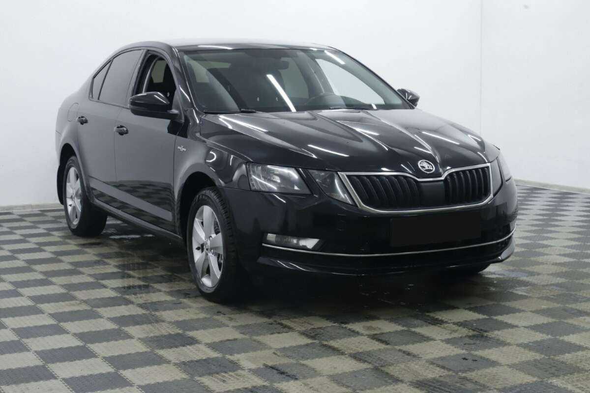 Купить Skoda Octavia с пробегом. Фото: #2